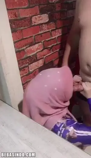 Bokep Jilbab Viral Nyepong Layani Atasan Bokep Jilbab Viral Nyepong Layani Atasan